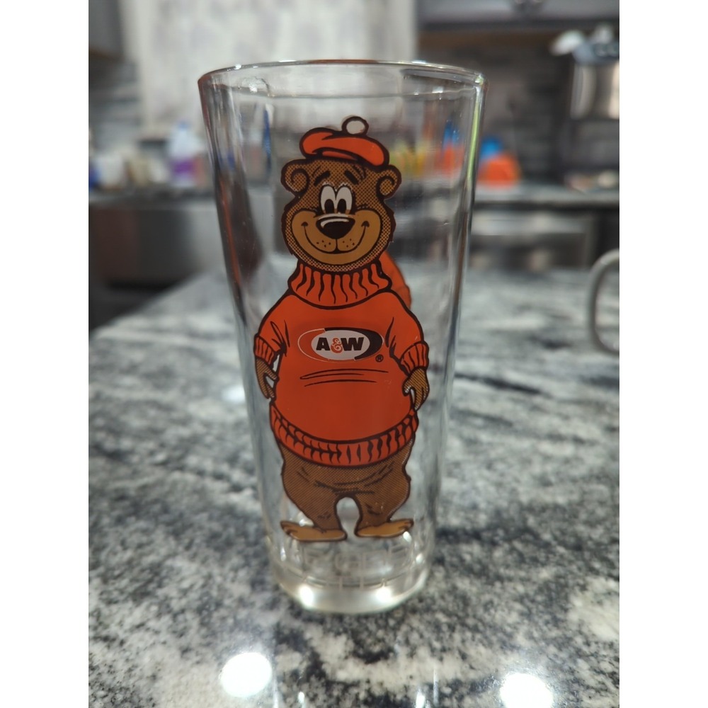 Vintage 1970 A & W - ROOTY THE GREAT ROOT BEAR - Collectible Glass